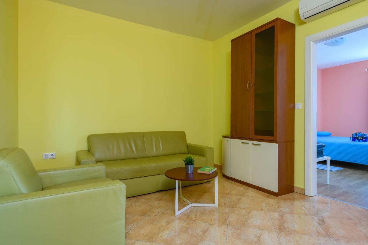 Apartment Sugar 罗维尼 外观 照片